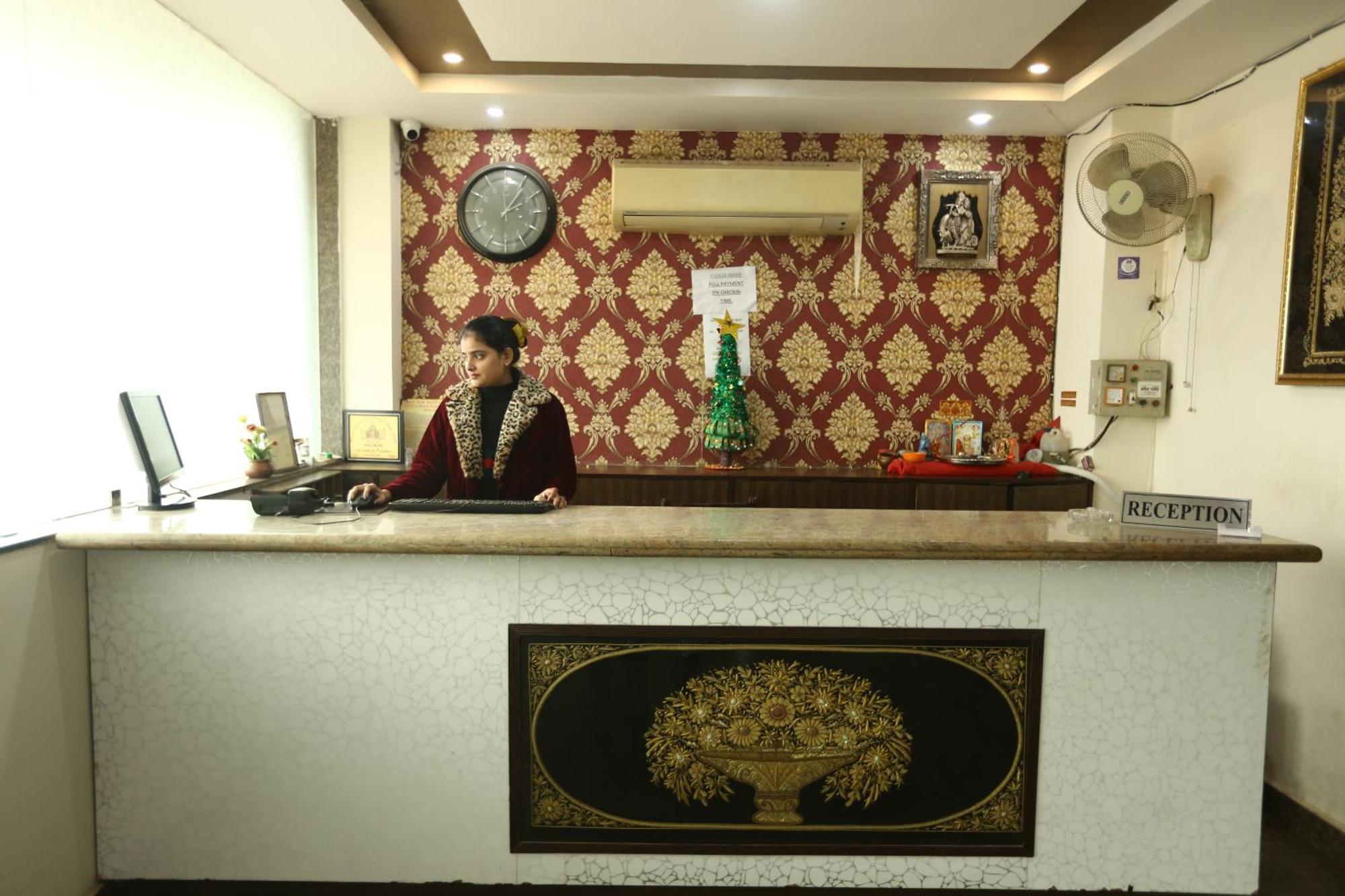 24 Hotel & Resort Agra  Zewnętrze zdjęcie