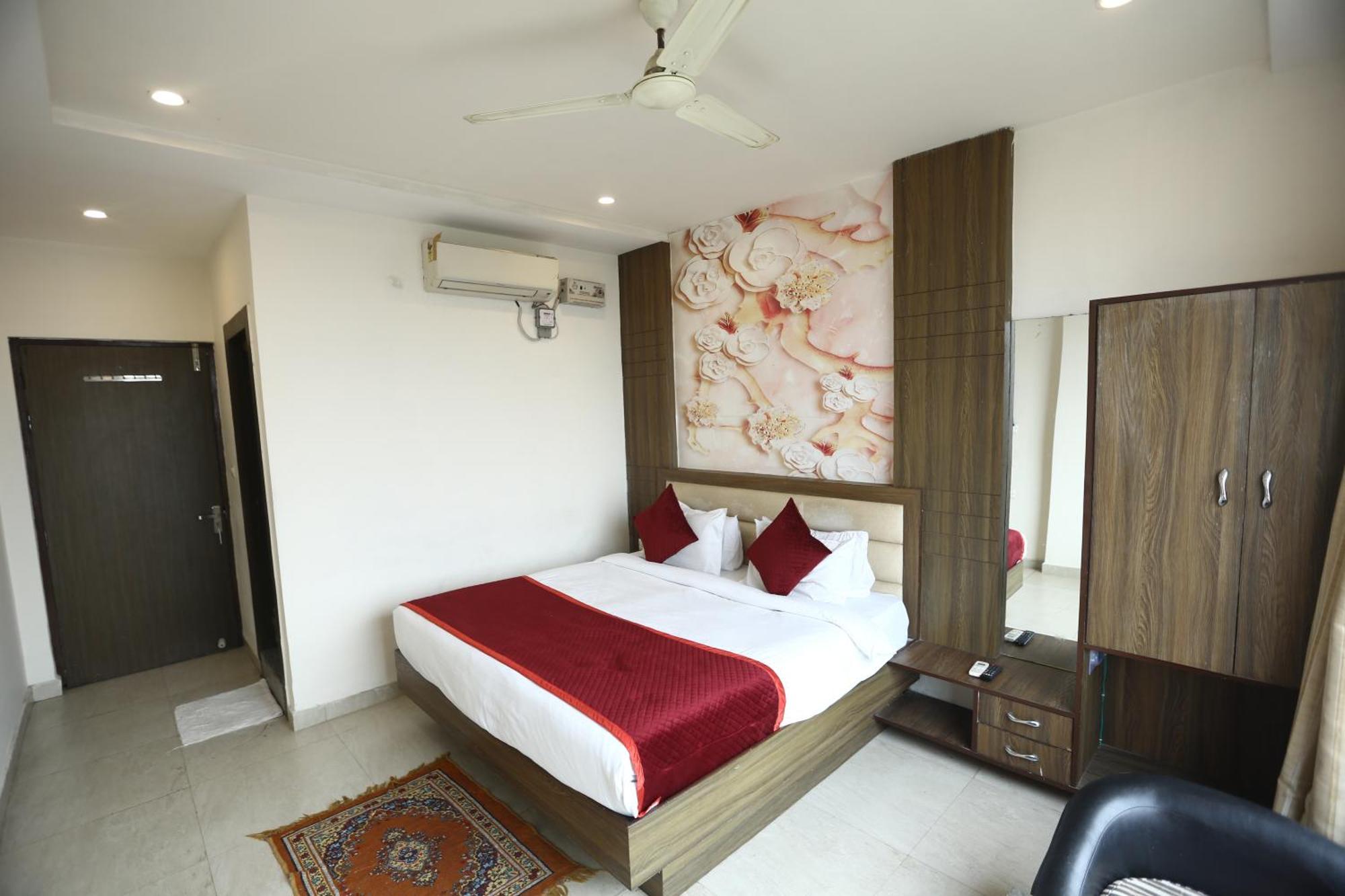 24 Hotel & Resort Agra  Zewnętrze zdjęcie